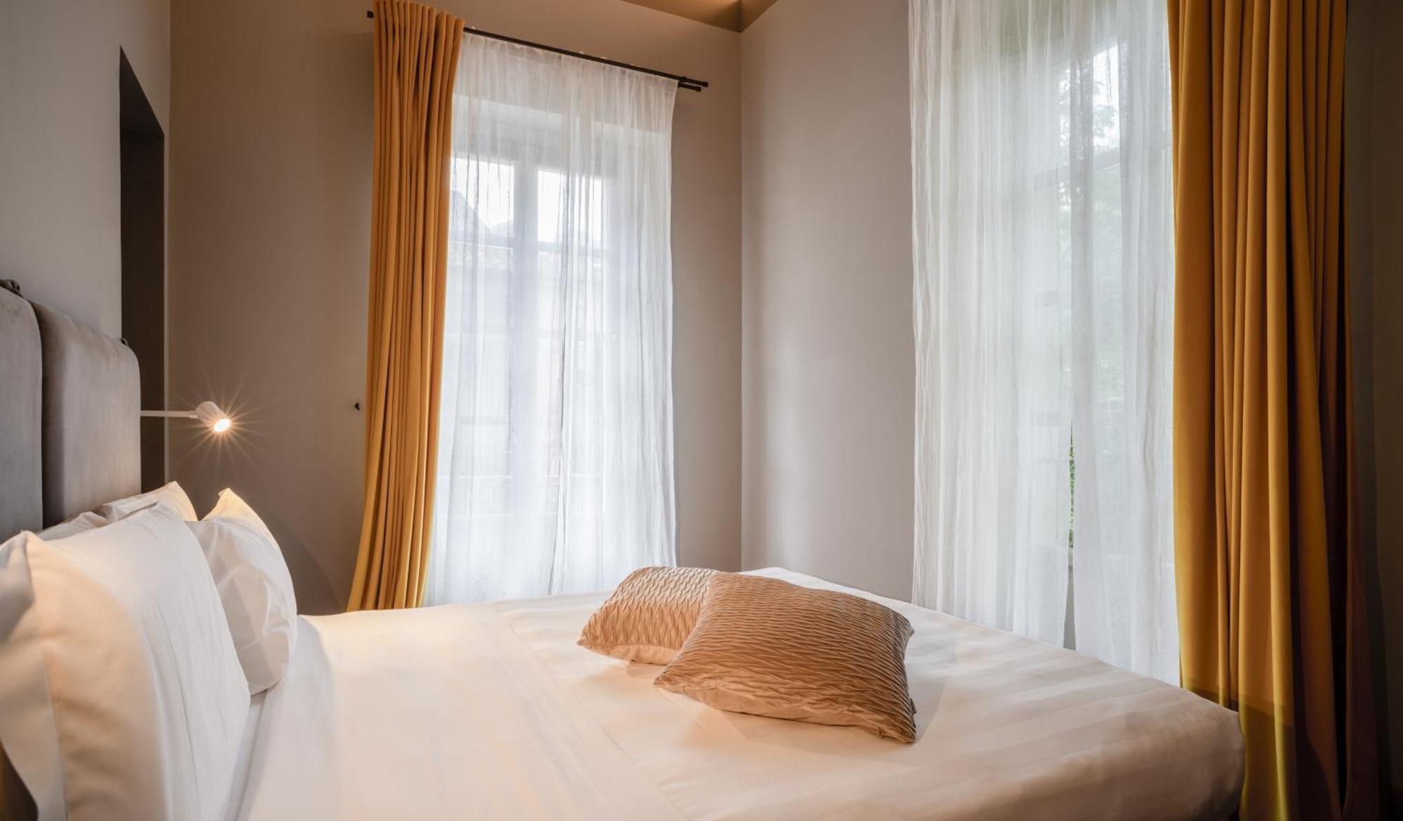Palazzo Del Carretto-Art Apartments And Guesthouse Турин Экстерьер фото